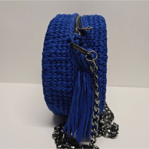 Boho Crochet Round Hippie Crossbody Bag With Chain Girl In Sunglasses - Picture 4 of 8